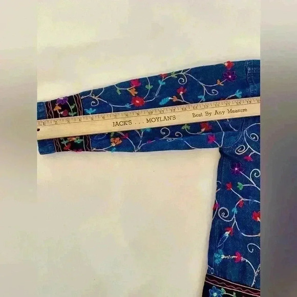 Unite vintage 90s Embroidery Jean jacket with wooden buttonsXL groovy  festivals - Picture 7 of 9